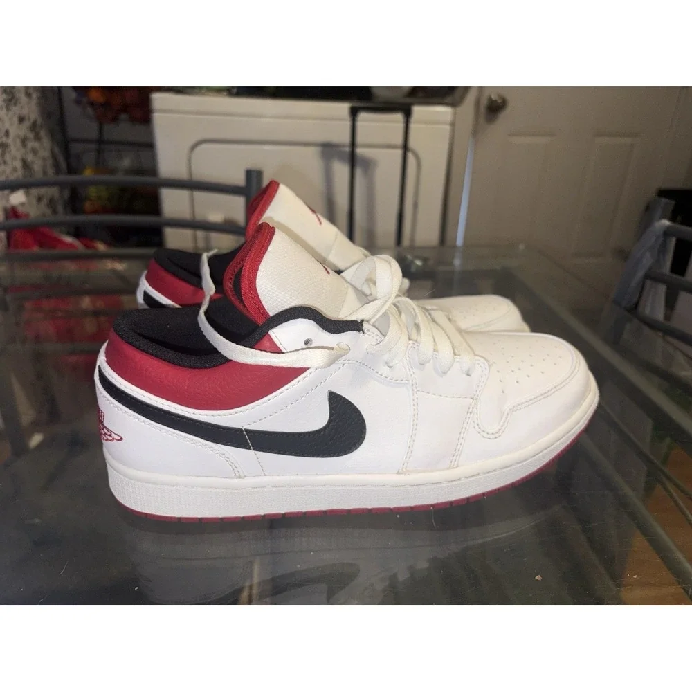 Nike Air Jordan 1 Low Basketball Sneakers White/Red/Black Size 9